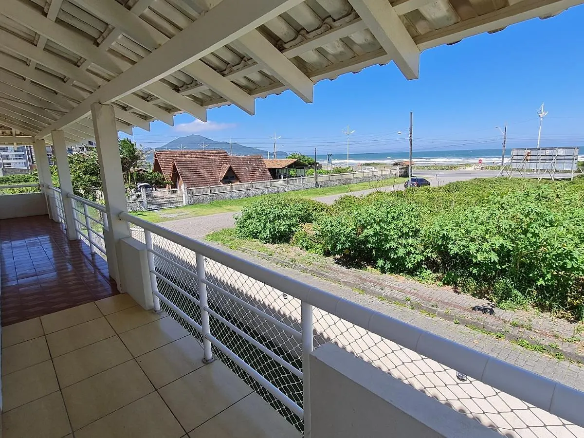 Casa de Férias Ampla Casa Com 5 Quartos E Vista Para O Mar Navegantes