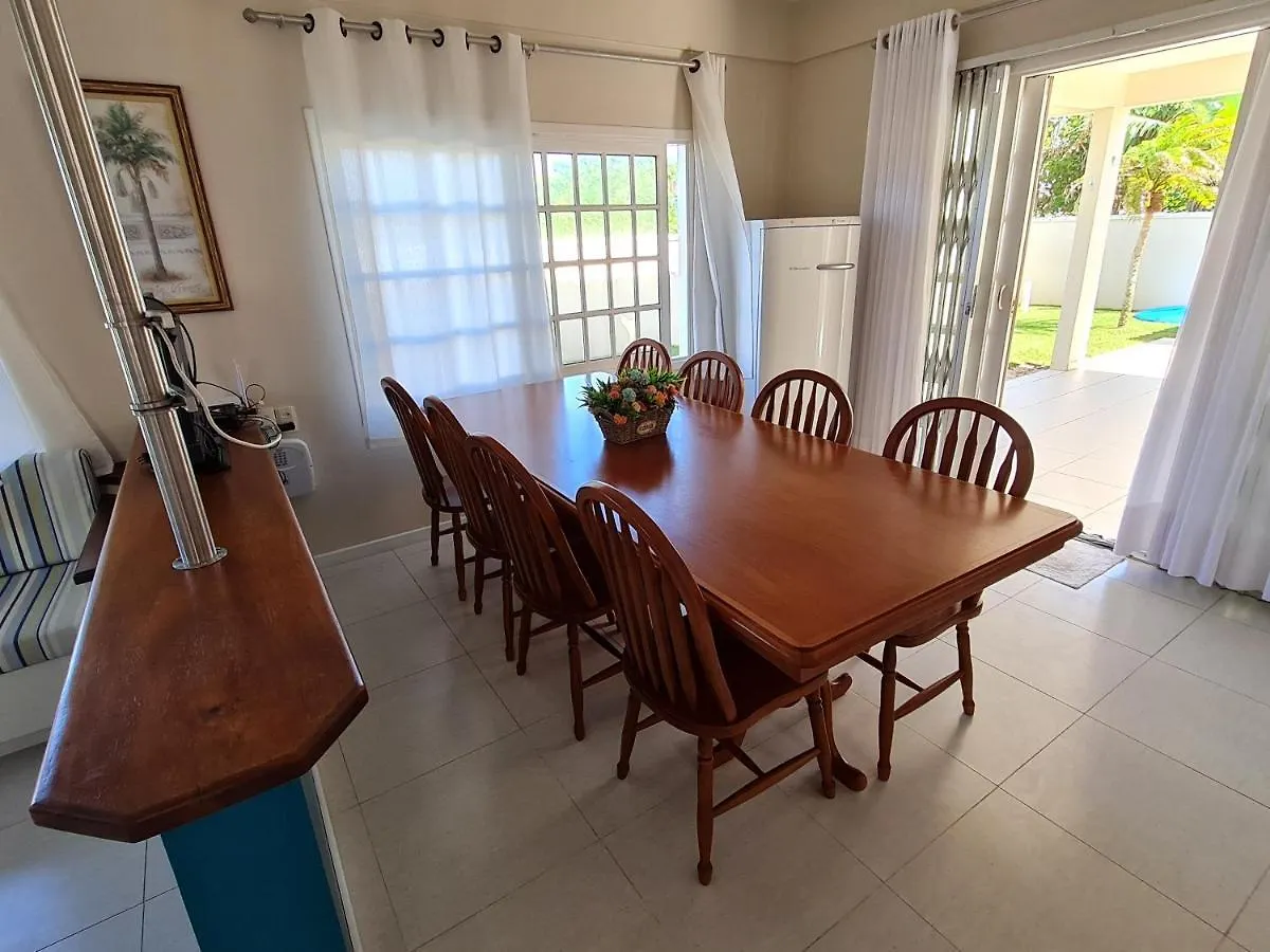 Casa de Férias Ampla Casa Com 5 Quartos E Vista Para O Mar Navegantes